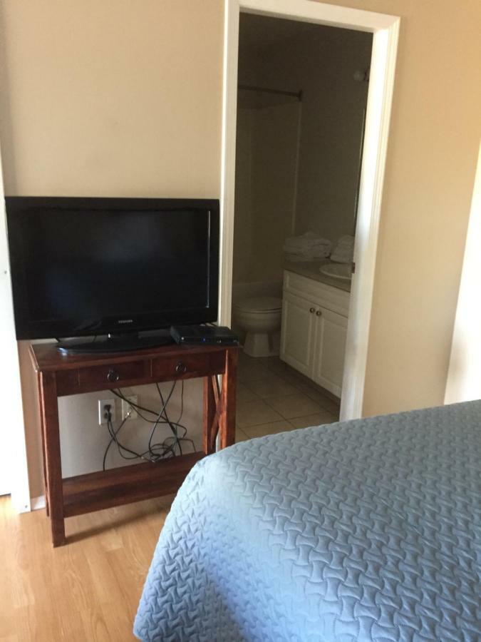 فورت نيلسون Kacee'S Northern Suites المظهر الخارجي الصورة